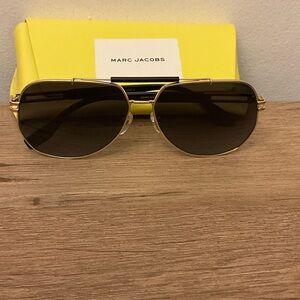 Marc JACOBS aviator sunglasses new.